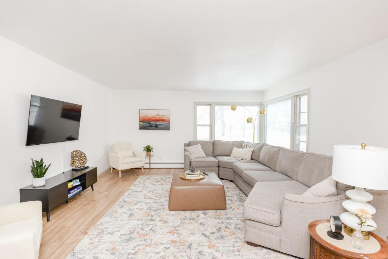 New Remodeled Townhome In Central FargoFargo  Kültér fotó