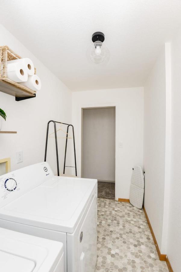 New Remodeled Townhome In Central FargoFargo  Kültér fotó